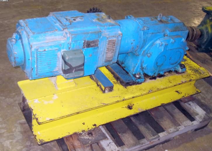RELIANCE Motor with unknown gearbox,